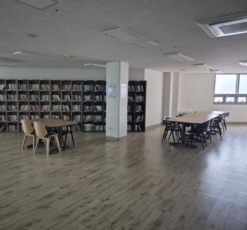 상무양우내안애 작은도서관 예약 목록 이미지
